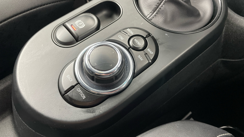 MINI Hatchback 135kW Cooper S Level 2 33kWh 3dr Auto Electric Hatchback